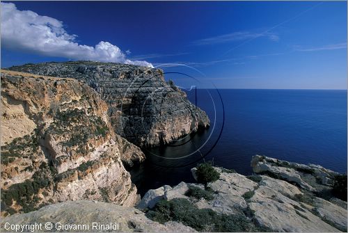 MALTA - MALTA ISLAND - la costa meridionale presso la Blue Grotto (Qrendi)