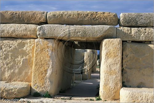 MALTA - MALTA ISLAND - Hagar Qui, sito archeologico con templi megalitici (3000 - 2500 a.C.)