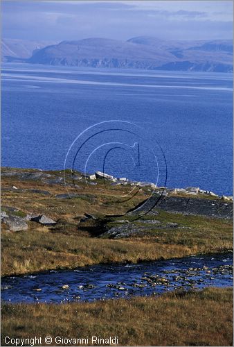 NORWAY - NORVEGIA - panorama sulla strada tra Kafjord e Repvag sul Porsangerfjord