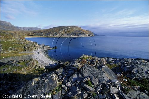 NORWAY - NORVEGIA - panorama sulla strada costiera tra Lakselv e Olderfjord sul Porsangerfjord