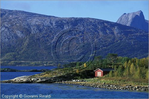 NORWAY - NORVEGIA - panorama sulla strada tra Narwik e Skarberget sull'Efjorden