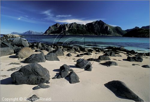 NORVEGIA - ISOLE VESTERALEN (Norway - Vesteralen) - Isola di Langoya - la costa occidentale - Hovden