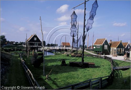 NETHERLANDS - OLANDA - Ijsselmeer (Zuiderzee) - Enkhuizen - Zuiderzee Museum - museo all'aperto: ricostruzione di un villaggio di pescatori della fine dell'800