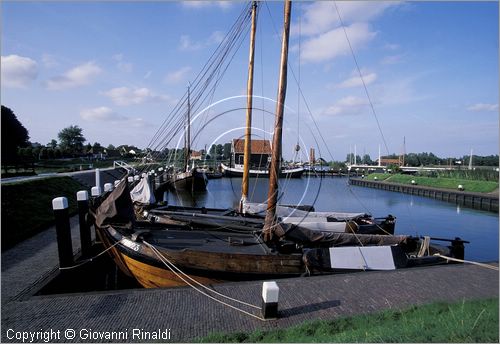 NETHERLANDS - OLANDA - Ijsselmeer (Zuiderzee) - Enkhuizen - Zuiderzee Museum - museo all'aperto: ricostruzione di un villaggio di pescatori della fine dell'800