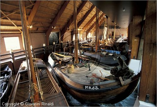 NETHERLANDS - OLANDA - Ijsselmeer (Zuiderzee) - Enkhuizen - Zuiderzee Museum - museo interno dedicato in gran parte alle barche tradizionali del lago