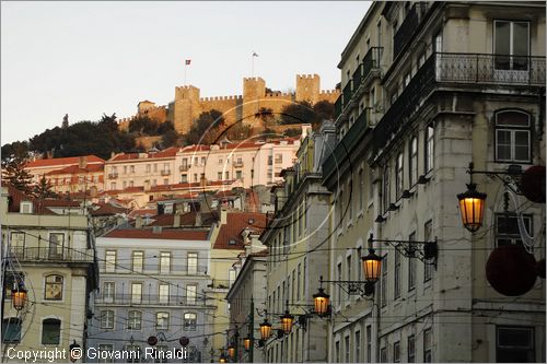 PORTUGAL - LISBON - LISBOA - PORTOGALLO - LISBONA - Castelo de Sao Jorge visto da Baixa