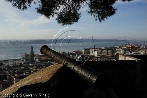 PORTUGAL - LISBON - LISBOA - PORTOGALLO - LISBONA - veduta della citt dal Castelo de Sao Jorge