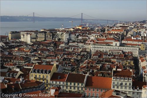 PORTUGAL - LISBON - LISBOA - PORTOGALLO - LISBONA - veduta della citt dal Castelo de Sao Jorge