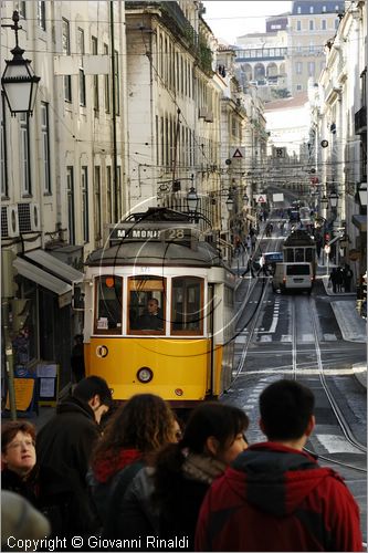 PORTUGAL - LISBON - LISBOA - PORTOGALLO - LISBONA - Baixa - tram