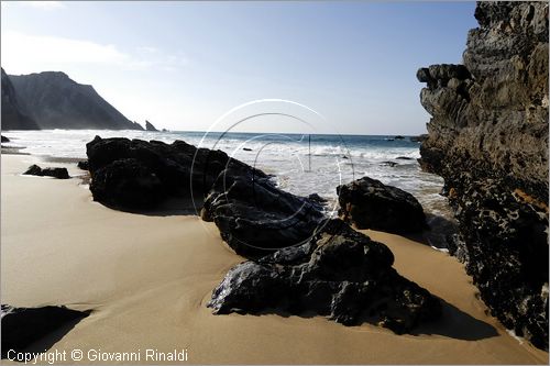 PORTUGAL - PORTOGALLO - PRAIA DA ADRAGA - spiaggia sulla costa occidentale a nord di Cabo da Roca