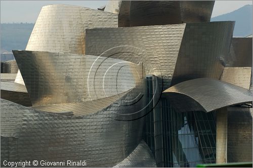 SPAIN - Cantabria - Pais Vasco (Paesi Baschi) - Bilbao - Museo Guggenheim dell'architetto Frank O. Gehry (1998)