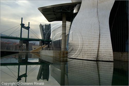 SPAIN - Cantabria - Pais Vasco (Paesi Baschi) - Bilbao - Museo Guggenheim dell'architetto Frank O. Gehry (1998)