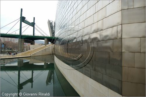 SPAIN - Cantabria - Pais Vasco (Paesi Baschi) - Bilbao - Museo Guggenheim dell'architetto Frank O. Gehry (1998)