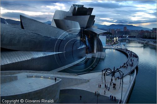 SPAIN - Cantabria - Pais Vasco (Paesi Baschi) - Bilbao - Museo Guggenheim dell'architetto Frank O. Gehry (1998)