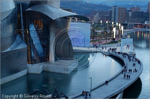 SPAIN - Cantabria - Pais Vasco (Paesi Baschi) - Bilbao - Museo Guggenheim dell'architetto Frank O. Gehry (1998)