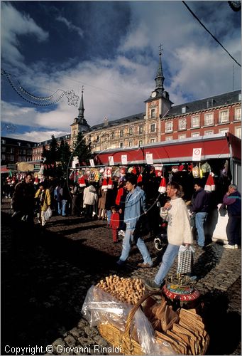 SPAIN - SPAGNA - MADRID - Plaza Mayor durante il natale