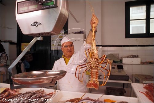 SPAIN - BALEARES MENORCA (Balearic - Minorca island) - MAHON - Mercato del pesce