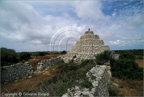 SPAIN - BALEARES MENORCA (Balearic - Minorca island) - tipiche costruzioni nella campagna