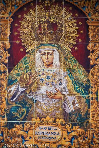 SPAIN - SIVIGLIA (SEVILLA) - particolare di maiolica nella zona de la Macarena