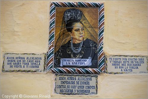 SPAIN - SIVIGLIA (SEVILLA) - particolare di maiolica nella zona de la Macarena