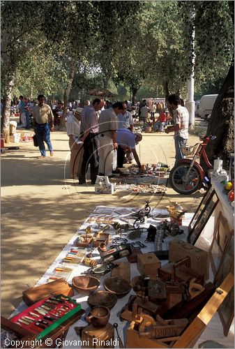 SPAIN - SIVIGLIA (SEVILLA) - Almeda de Hercules - mercatino del gioved