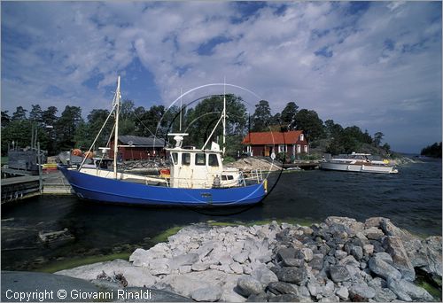 SWEDEN - Skargardens - SVEZIA - Arcipelago di Stoccolma - Isola di Bjorko