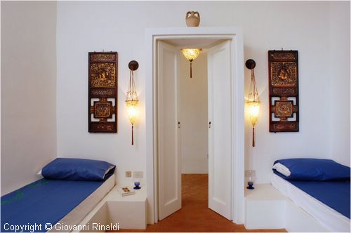exthouse0020.jpg