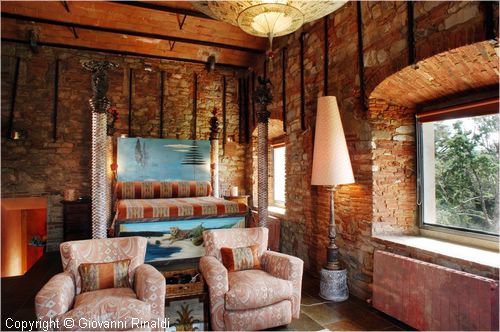 inthouse0001.jpg