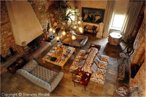 inthouse0003.jpg