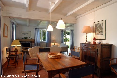 inthouse0014.jpg