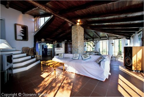 inthouse0033.jpg