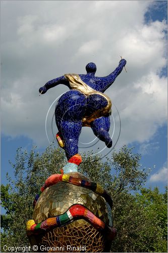 ITALY - Capalbio (GR) - localit Garavicchio - Il Giardino dei Tarocchi - opera originale e fantastica ideata dall'artista francese Niki de Saint Phalle. L'opera rappresenta i 22 Arcani Maggiori dei Tarocchi realizzati con fantastiche sculture di cemento armato e poliestere, ricoperte con mosaico di ceramica , vetri e specchi