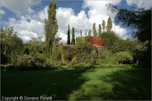 ITALY - MARTA (VT) - Giardino della Cannara - ricavato dai coniugi Mirella e Massimo Faggiani intorno alla loro casa, un'antica peschiera sul fiume Marta forse di origine etrusca.