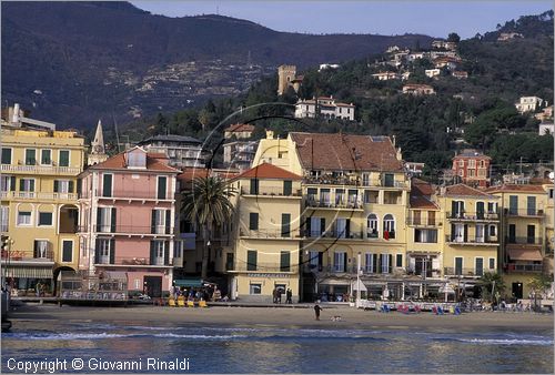 ITALY - LIGURIA - ALASSIO (SV) - veduta della spiaggia