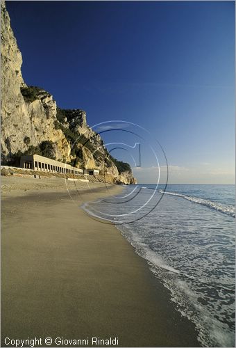 ITALY - LIGURIA - VARIGOTTI (SV) - tipico borgo sulla spiaggia del Ponente Ligure