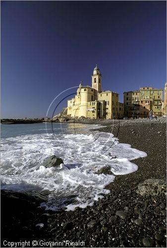 ITALY - LIGURIA - CAMOGLI (GE) - veduta della Basilica di Santa Maria Assunta dalla spiaggia