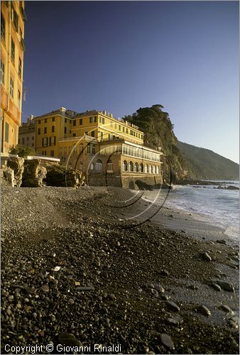 ITALY - LIGURIA - CAMOGLI (GE) - la spiaggia