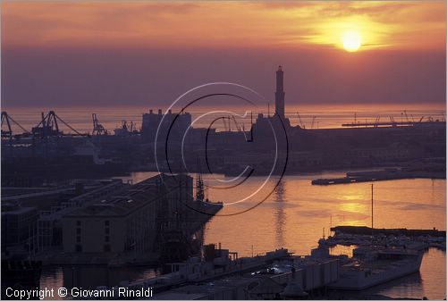 ITALY - LIGURIA - GENOVA - veduta panoramica al tramonto del porto con la tipica lanterna