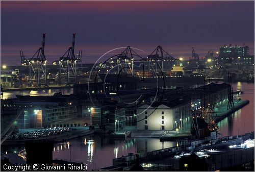 ITALY - LIGURIA - GENOVA - veduta panoramica serale del porto