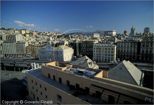 ITALY - LIGURIA - GENOVA - la citt vista dal Bigo