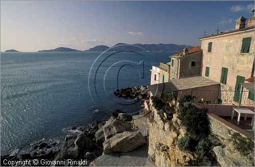 ITALY - LIGURIA - TELLARO (SP) - veduta panoramica sul Golfo dei Poeti