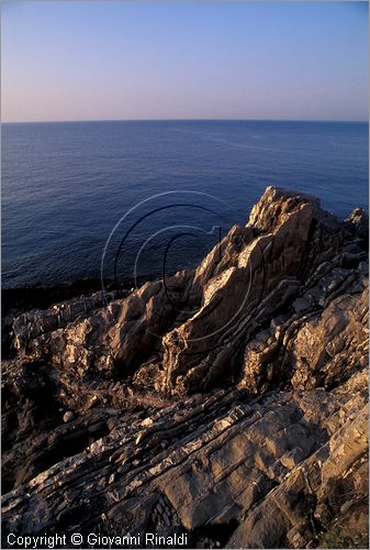 ITALY - LIGURIA - NERVI (GE) - veduta della scogliera a levante del porto