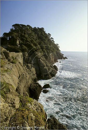 ITALY - LIGURIA - PORTOFINO (GE) - il mare di fuori