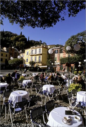 ITALY - LIGURIA - PORTOFINO (GE) - lapiazzetta sul porto