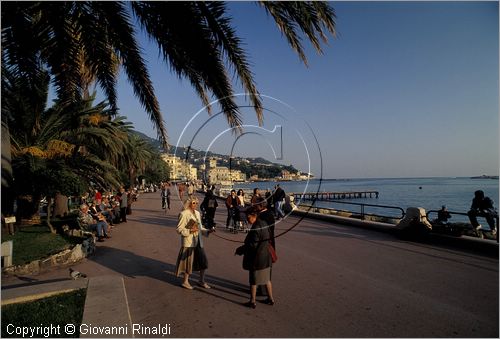 ITALY - LIGURIA - RAPALLO (GE) - la passeggiata lungomare