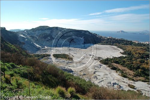 ITALY - POZZUOLI (NA) - La Solfatara - il vulcano Solfatara dal cratere ellittico (770 per 580 metri) risale a 4000 anni fa ed  l'unico dei Campi Flegrei ancora attivo con impressionanti manifestazioni fumaroliche