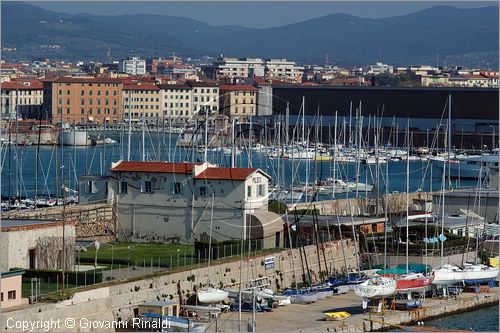 ITALY - TUSCANY - TOSCANA - LIVORNO - veduta del porto