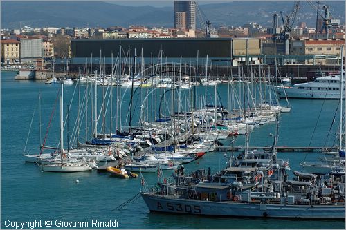 ITALY - TUSCANY - TOSCANA - LIVORNO - veduta del porto