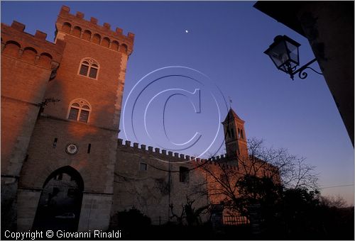 ITALY - TUSCANY - TOSCANA - BOLGHERI (LI) - il borgo con il Castello della Gherardesca