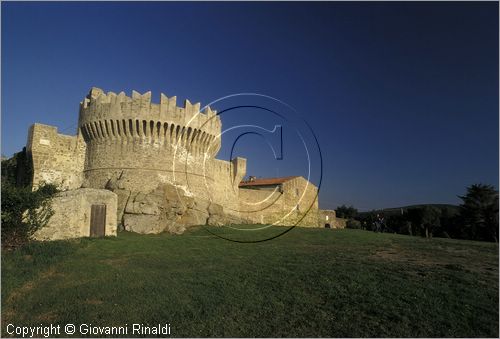 ITALY - TUSCANY - TOSCANA - POPULONIA (LI) - il borgo